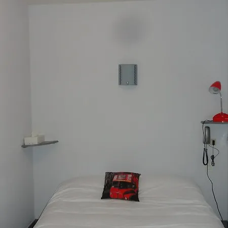 Le Quai 3 2*