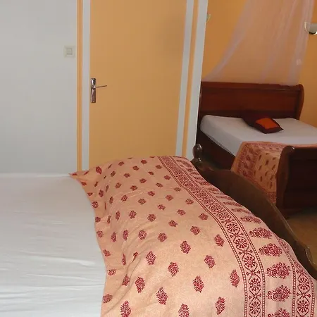Le Quai 3 Hotel